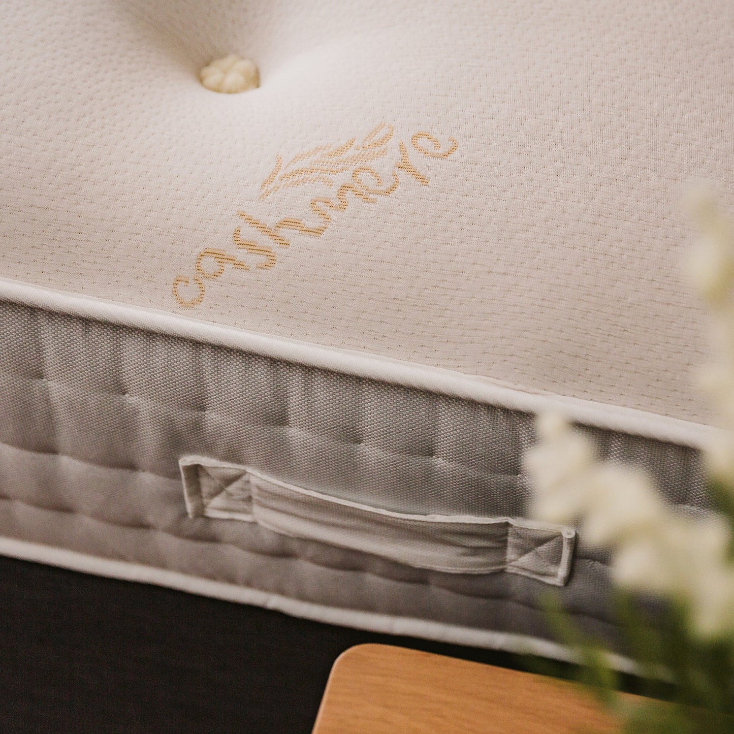 Cashmere Wool 1000 Pocket Sprung Mattress