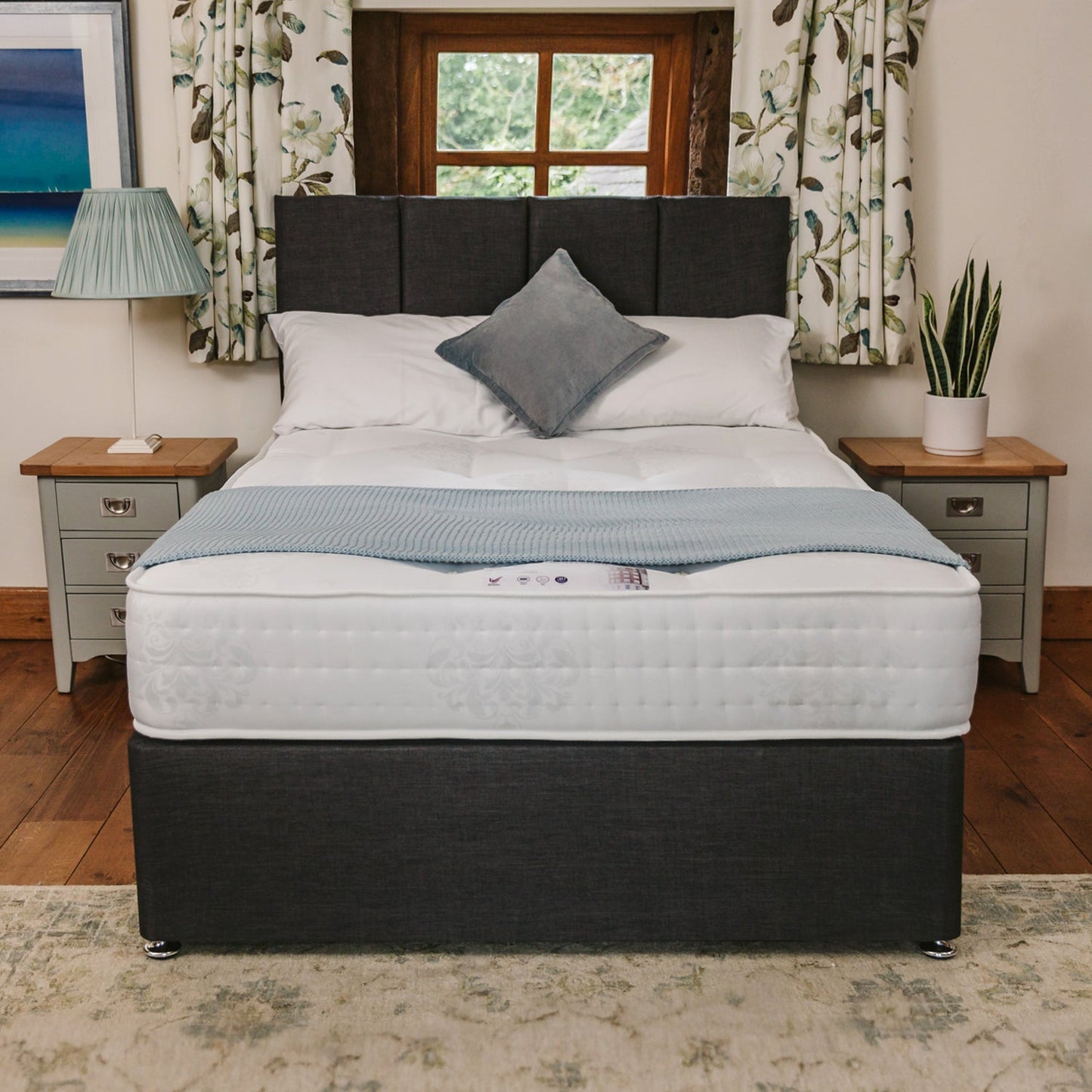 Knightsbridge 1000 Pocket Sprung Mattress CLEARANCE